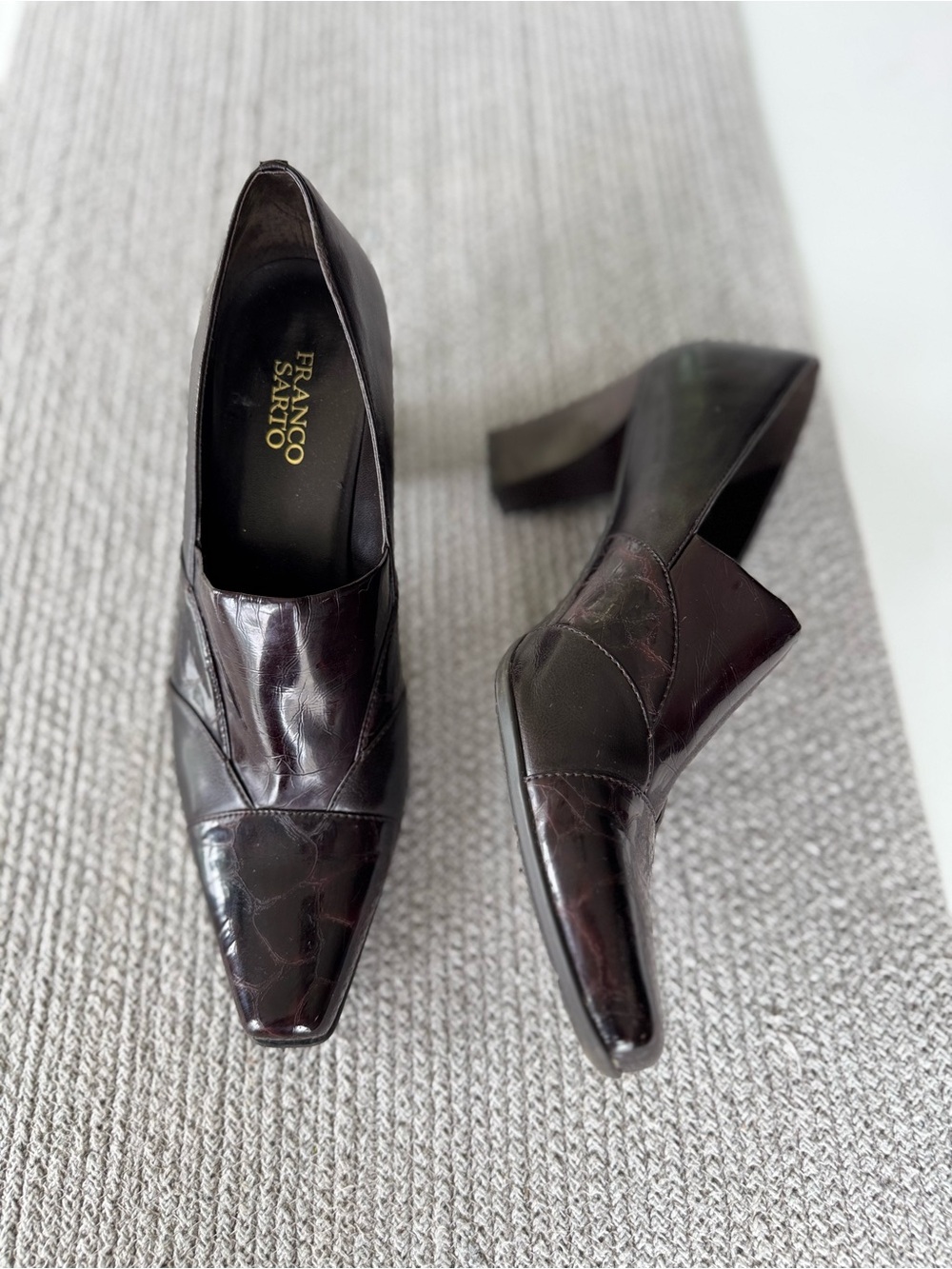 Vintage Franco Sarto Dark Brown Croc Embossed Faux Leather Block Heels Shoes 10
